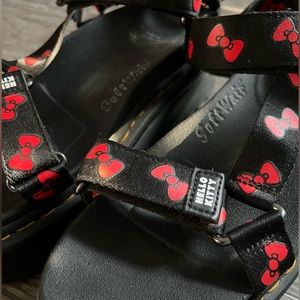 Hello Kitty Bow Tie Doc Marten Platform Sandals W8 US